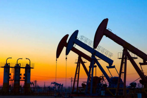 Preços do petróleo chegam a subir 46% com anúncio de reunião emergencial do OPEP+