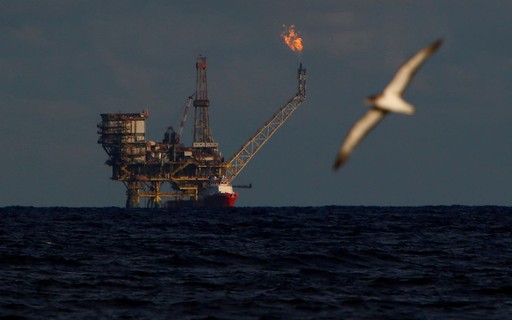 Pandemia dificulta as operações das grandes petroleiras