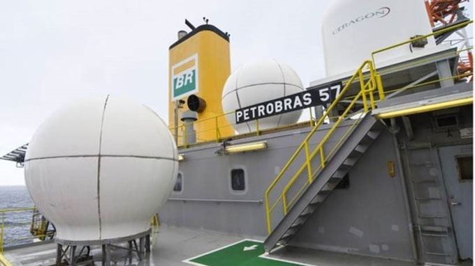 Sindicato aprova acordo com Petrobras