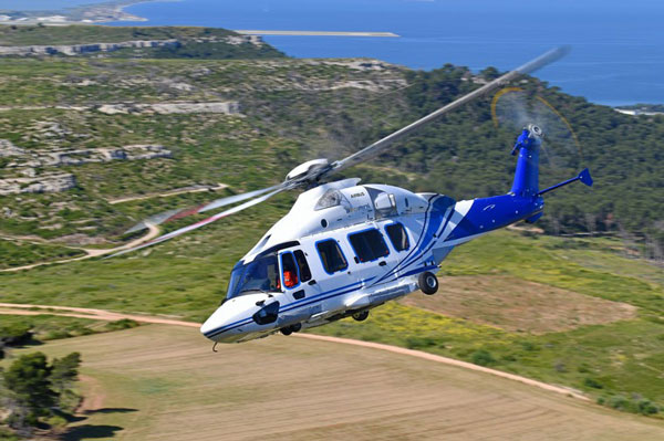 Primeiro helicóptero H175 em serviço no Brasil