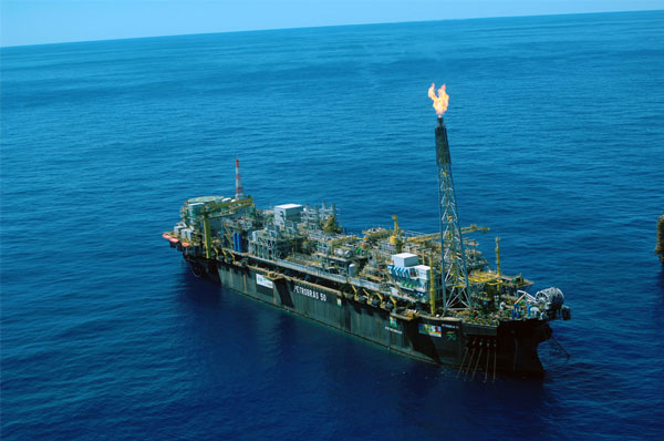 Petroleiras retomam projetos em meio à recuperação do barril