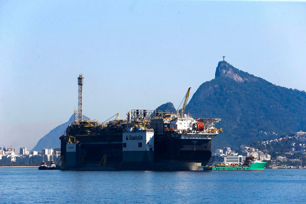 Petrobras retoma estudos sobre terminal flutuante para gás do pré-sal